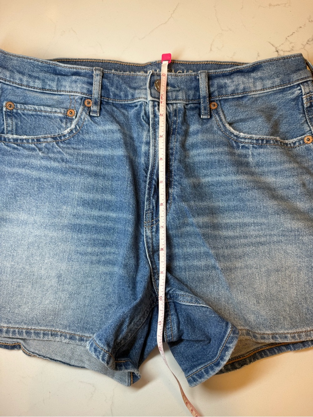 AE Strigid Super High-Waisted Relaxed Denim Short - Picture 8 of 9